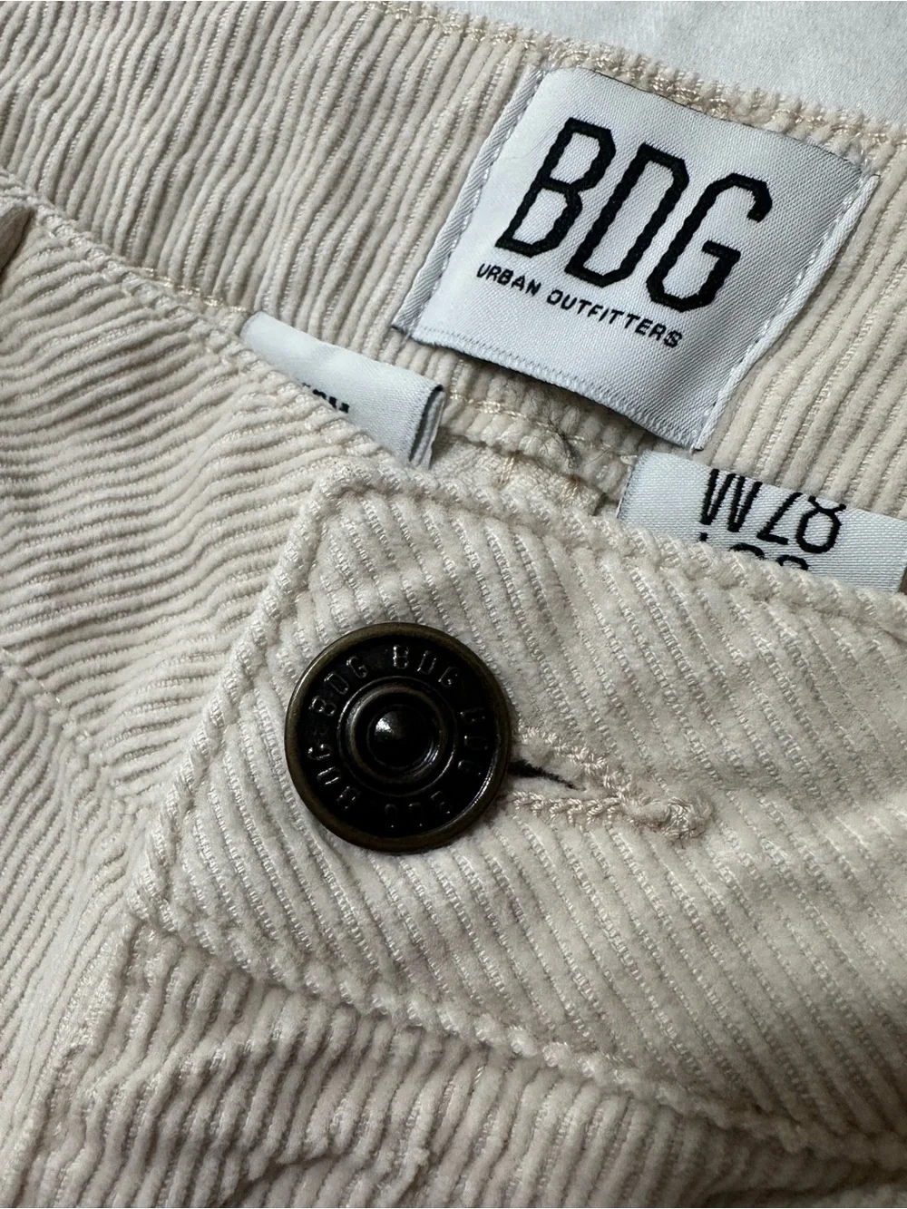 BDG Urban Outfitters Cream Corduroy Mom Pants 28